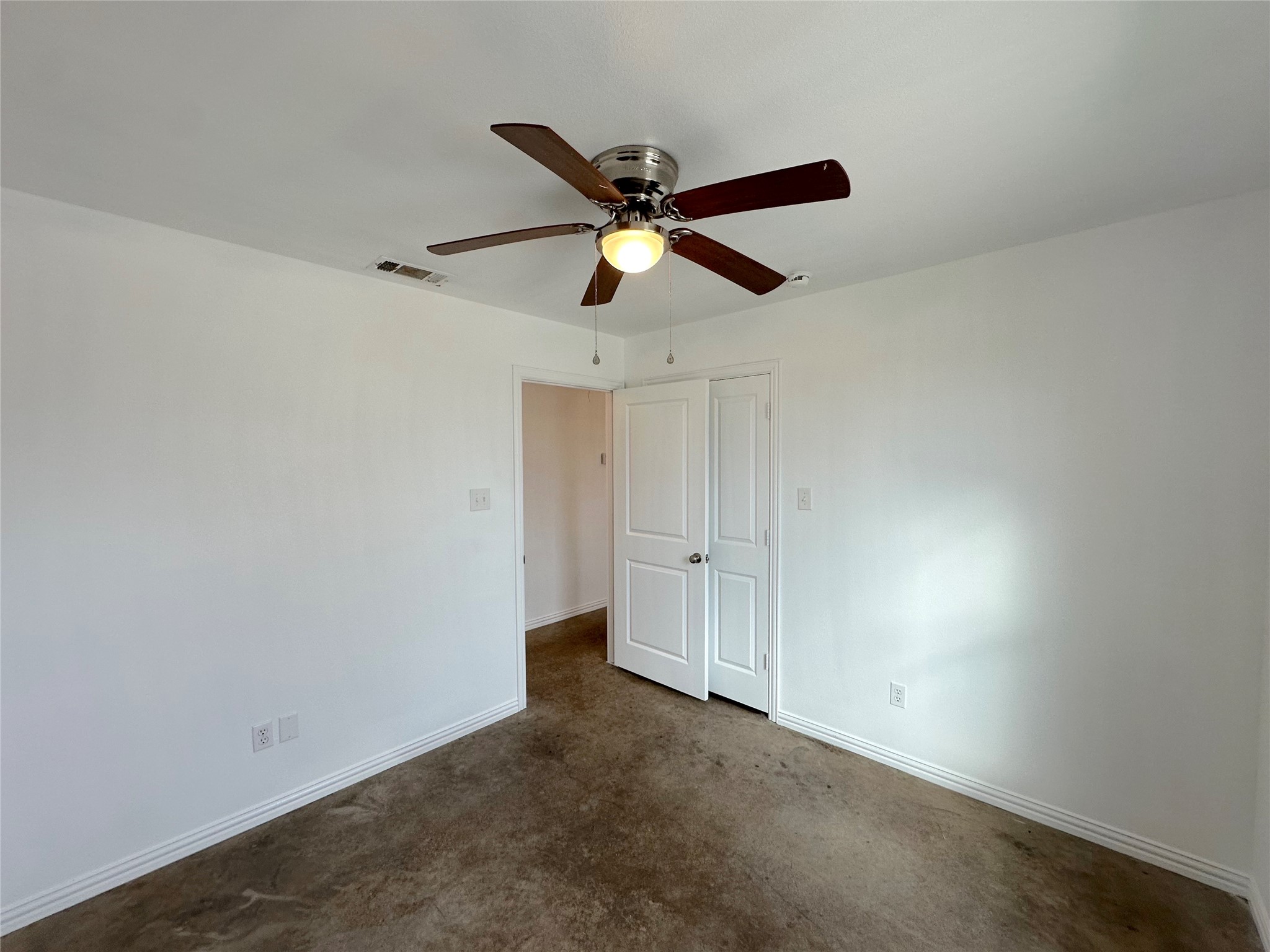 108 W Adams Street Itasca TX 76055