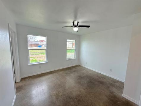 108 W Adams Street Itasca TX 76055