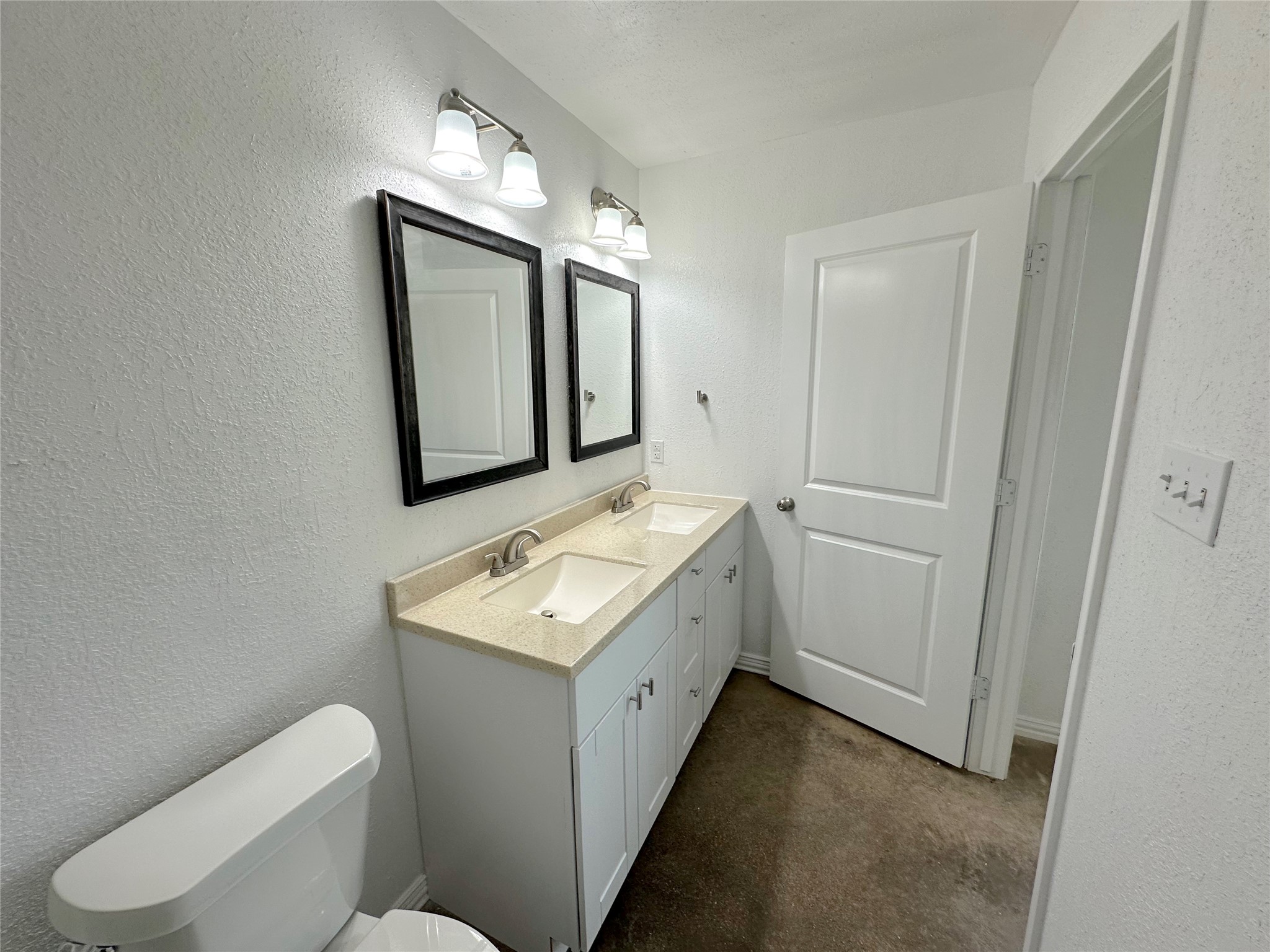 108 W Adams Street Itasca TX 76055