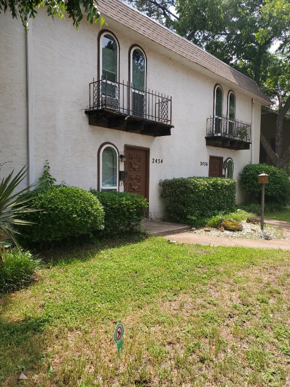 2434 S Graham Drive Arlington TX 76013