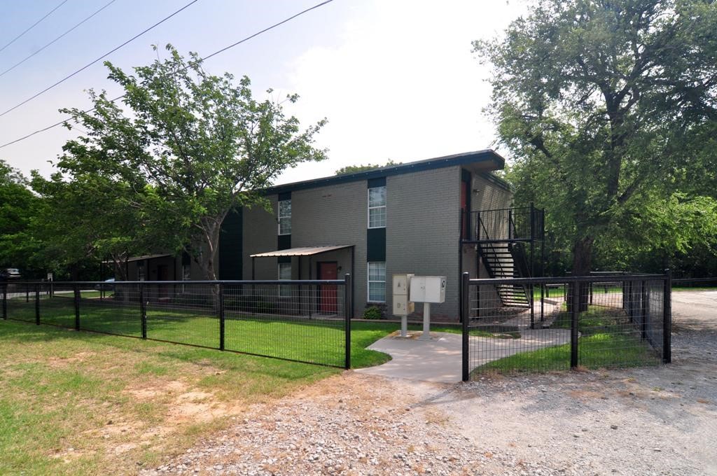 203 Love Street Weatherford TX 76086