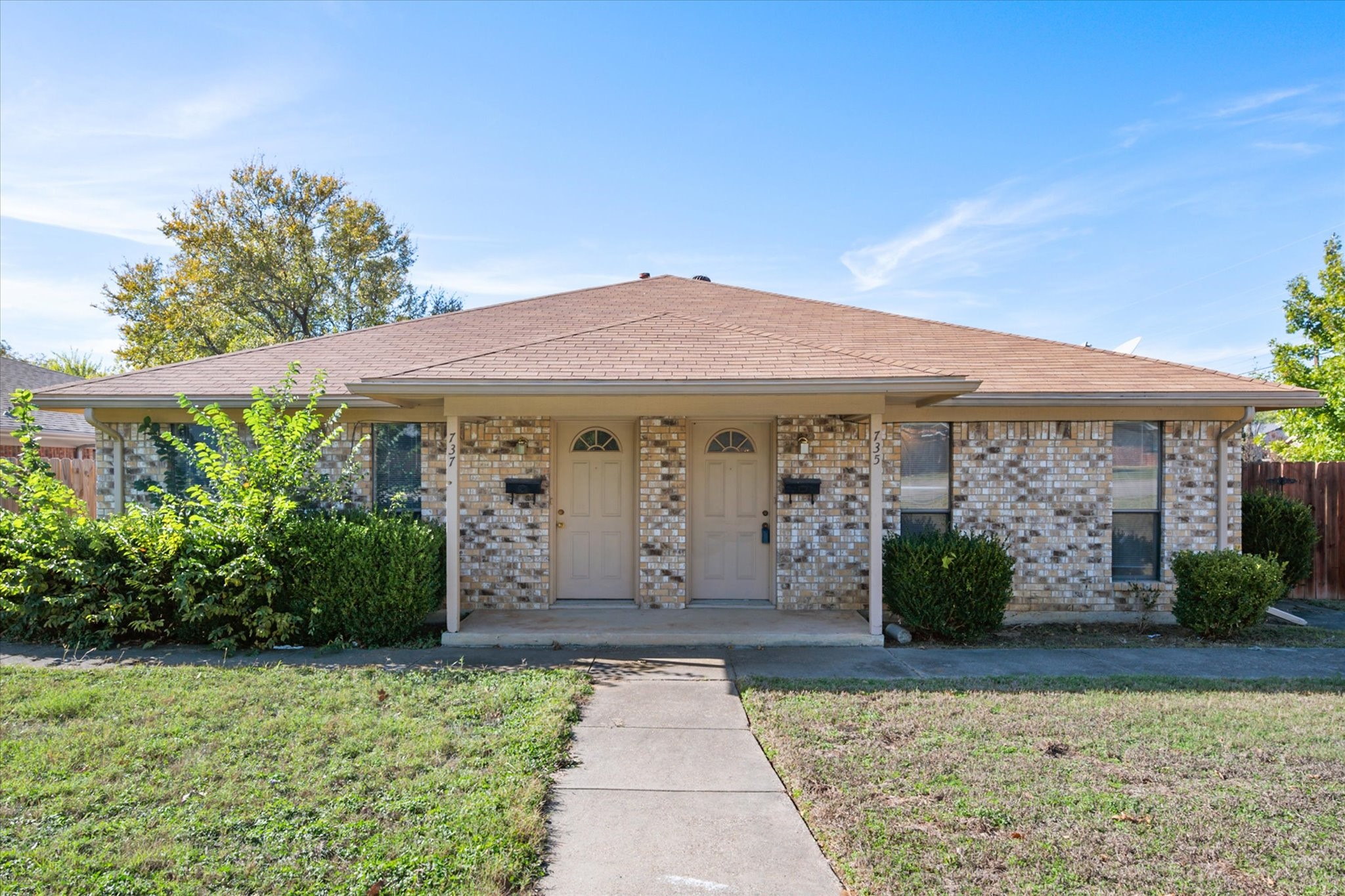 735 S Rogers Road Irving TX 75060
