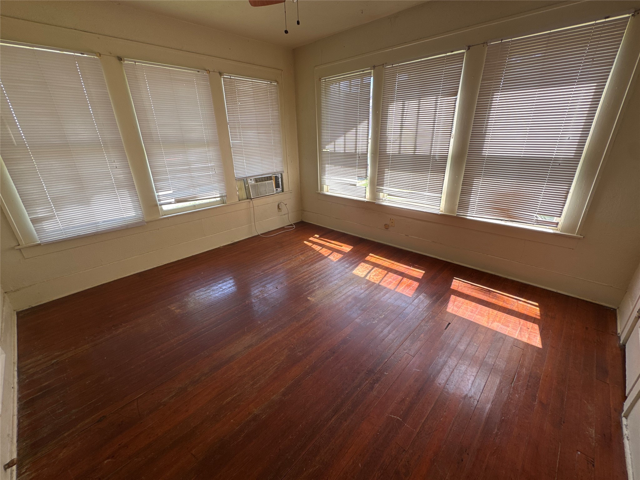 503-507 Pearl Street Denton TX 76201