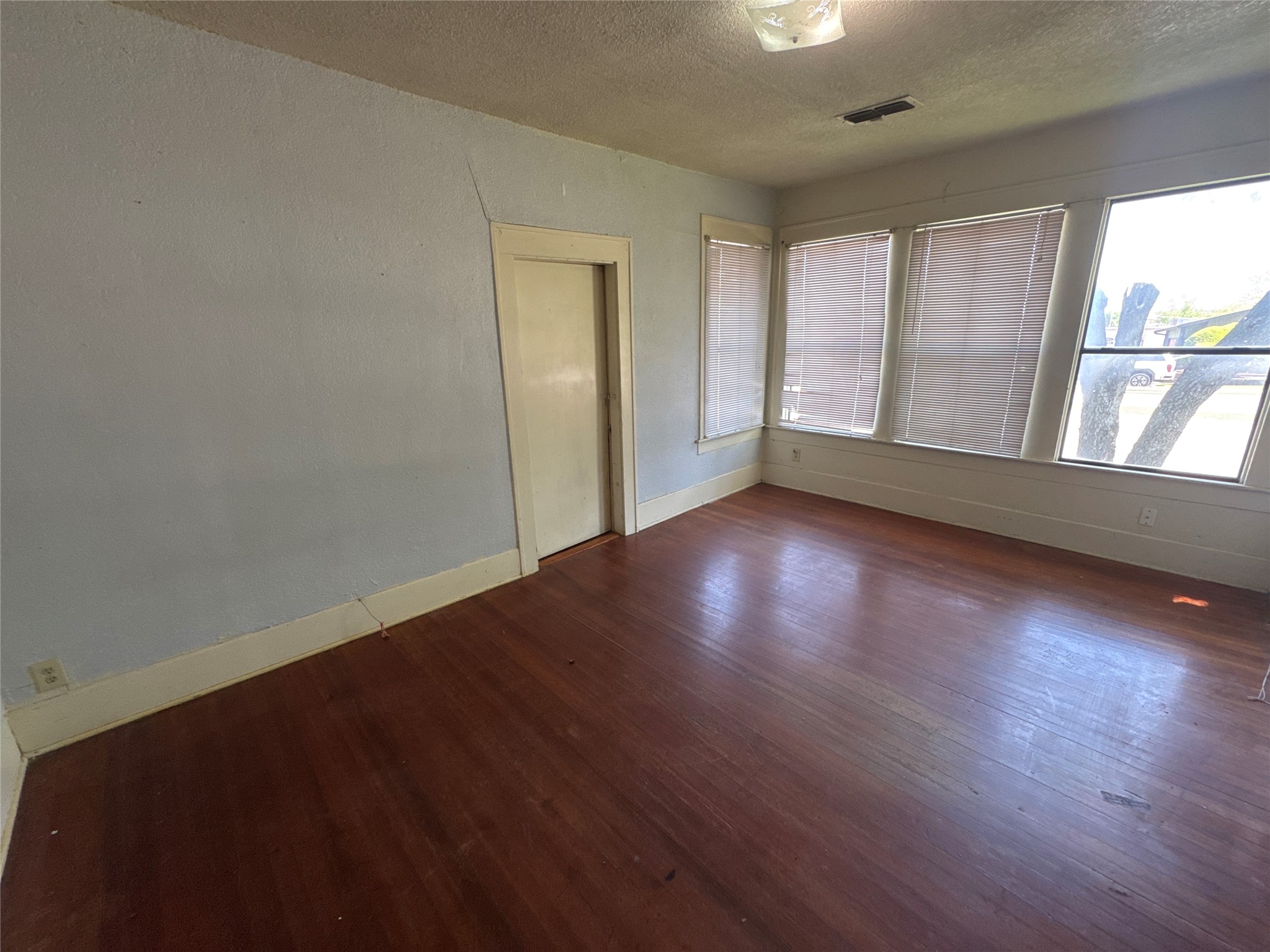 503-507 Pearl Street Denton TX 76201