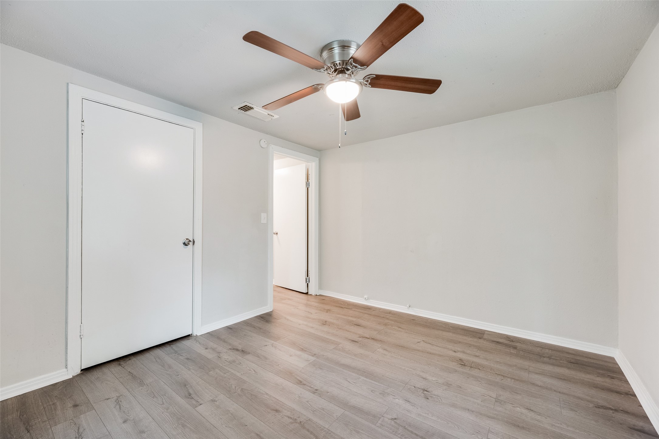 821 Bond Street Fort Worth TX 76114