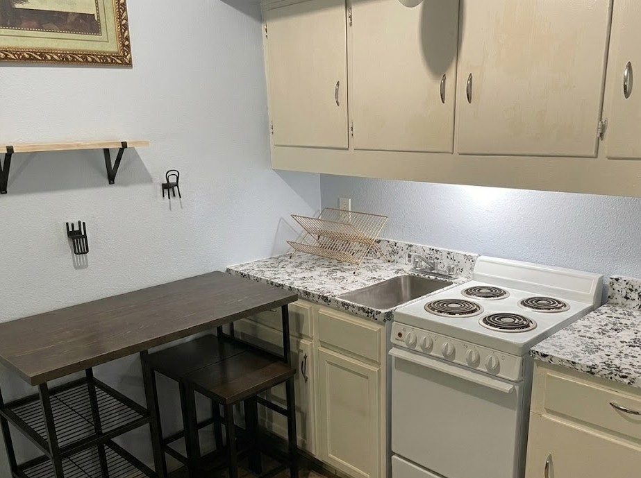 708 N Marsalis Dallas TX 75203
