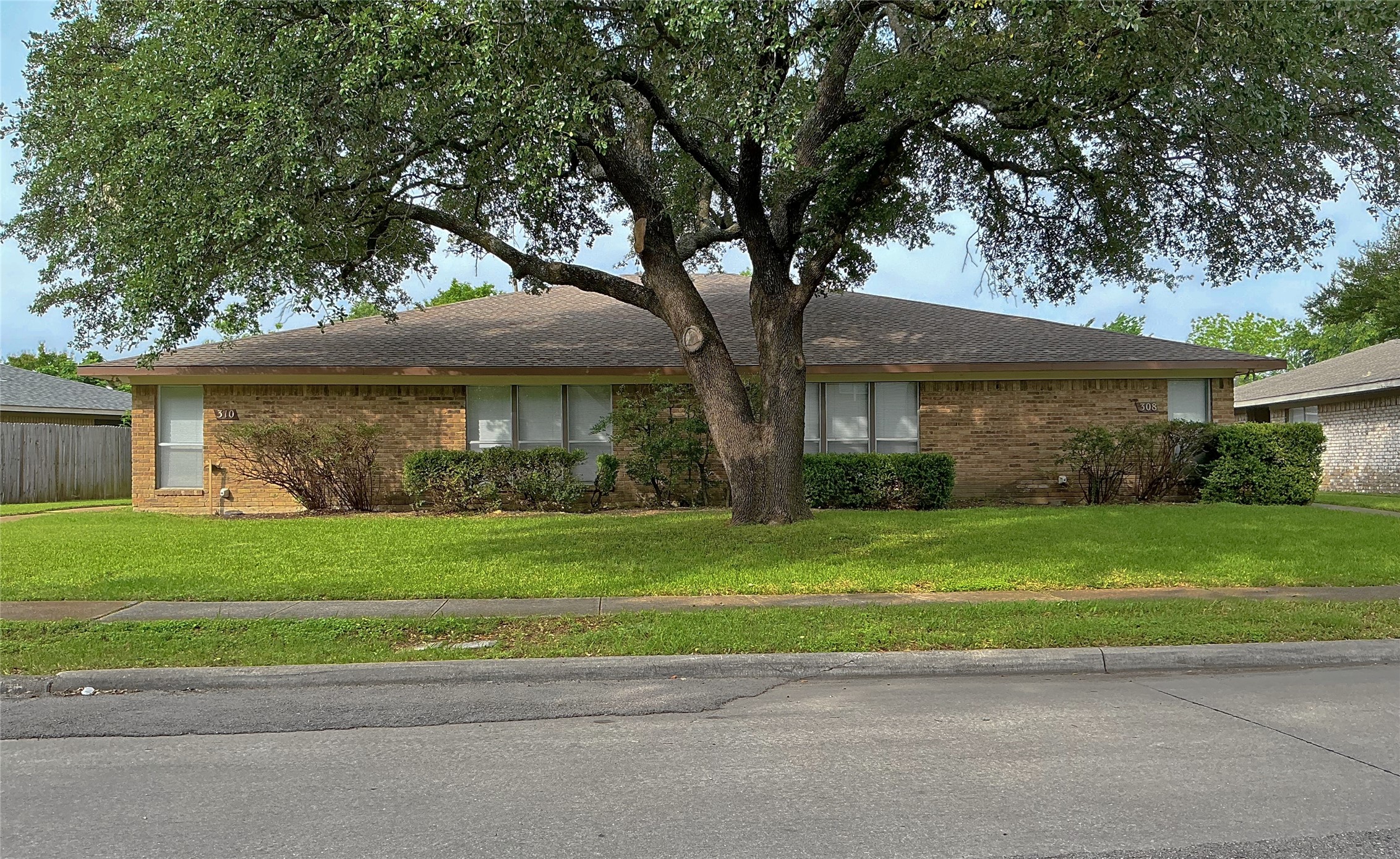 308 Towne House Lane Richardson TX 75081