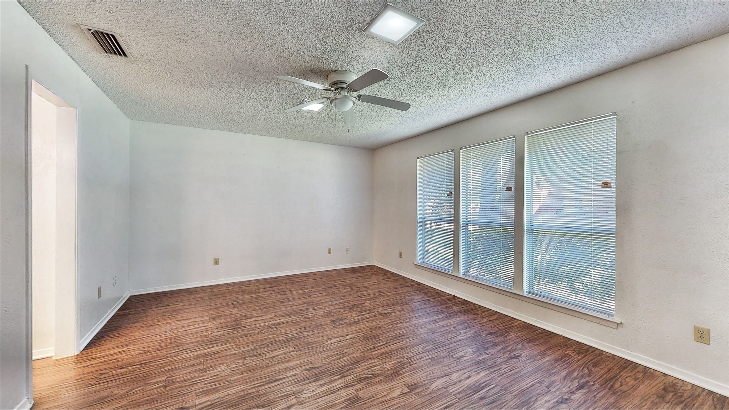 308 Towne House Lane Richardson TX 75081