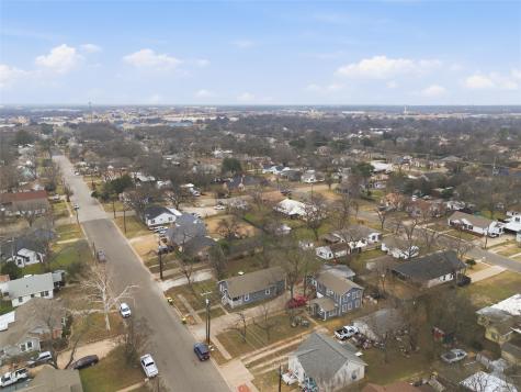 1011-1013 La Clede Street Bellmead TX 76705