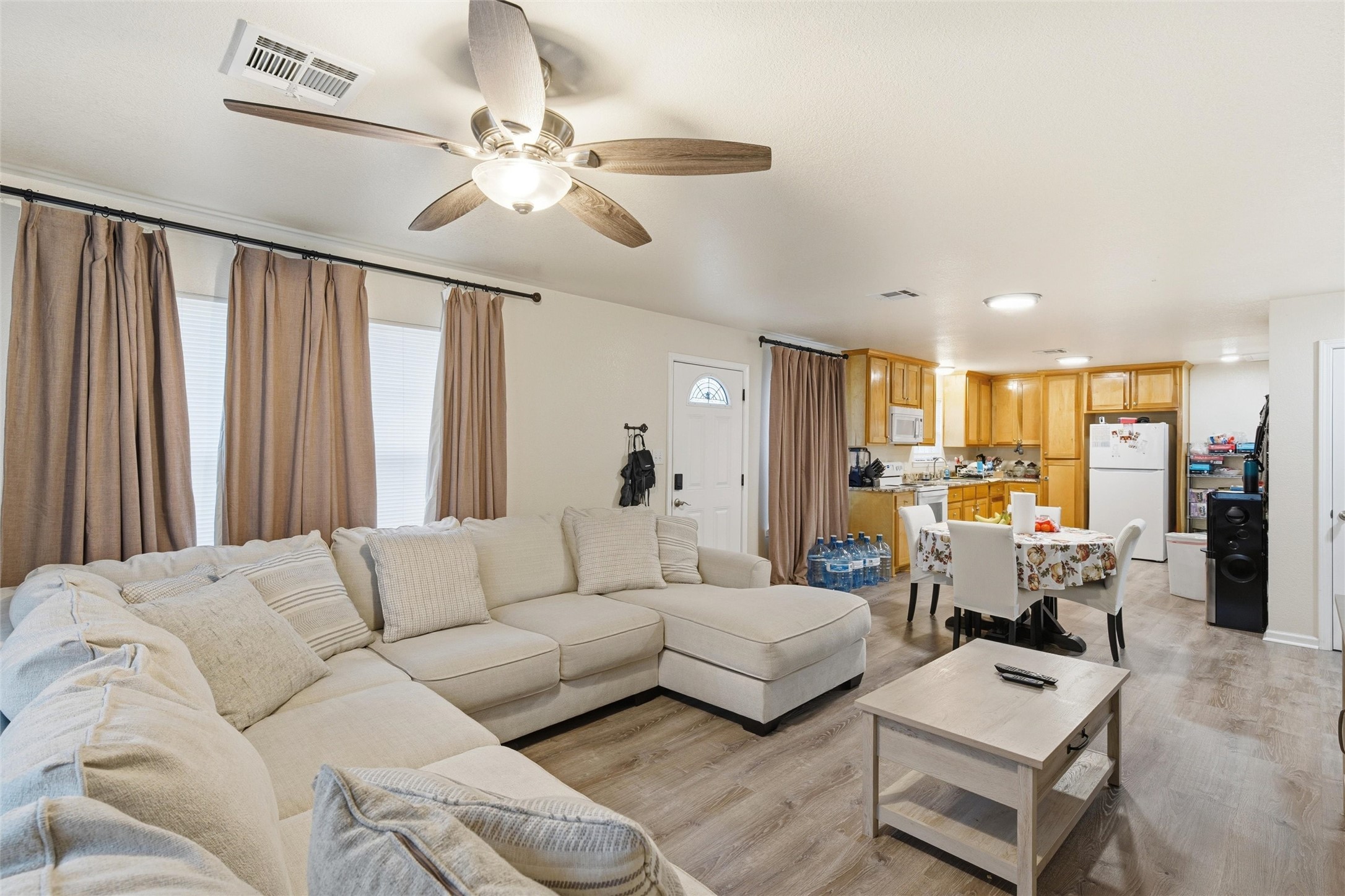 1011-1013 La Clede Street Bellmead TX 76705
