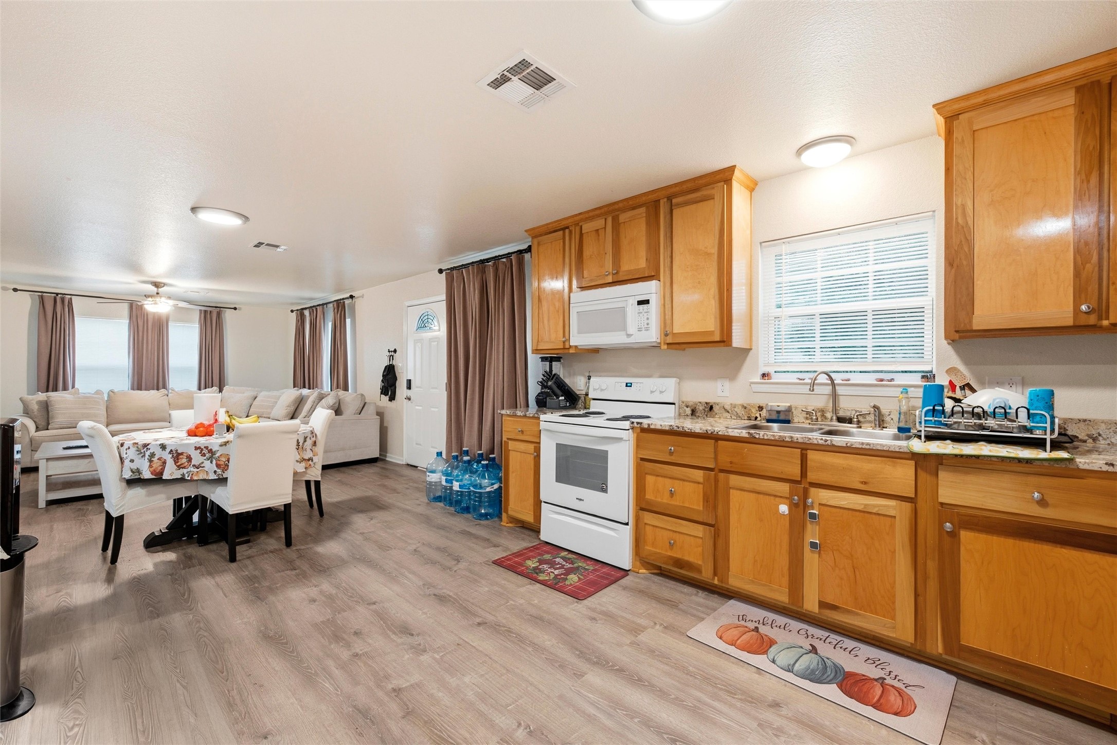 1011-1013 La Clede Street Bellmead TX 76705