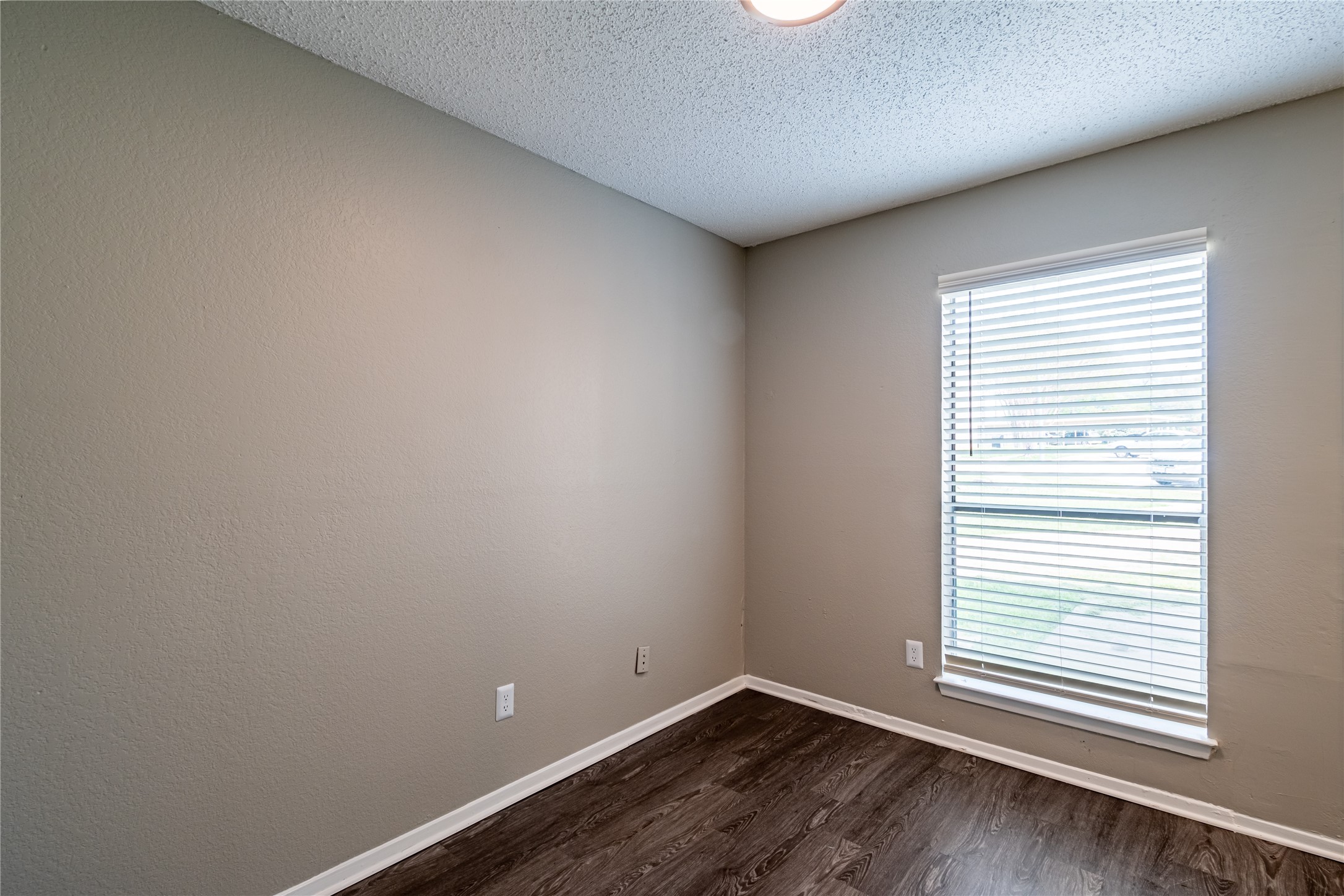 800 Treadwell Court Hurst TX 76053