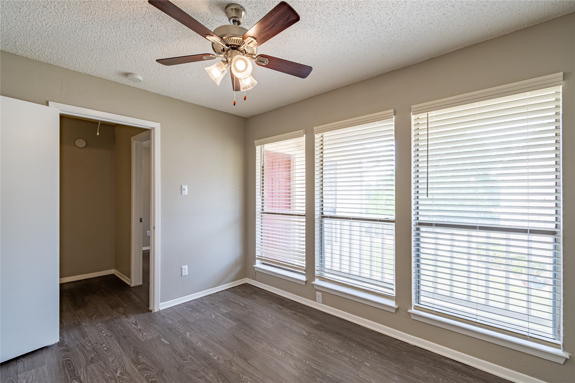 800 Treadwell Court Hurst TX 76053