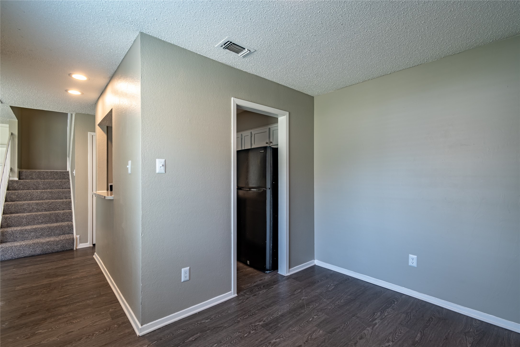 800 Treadwell Court Hurst TX 76053