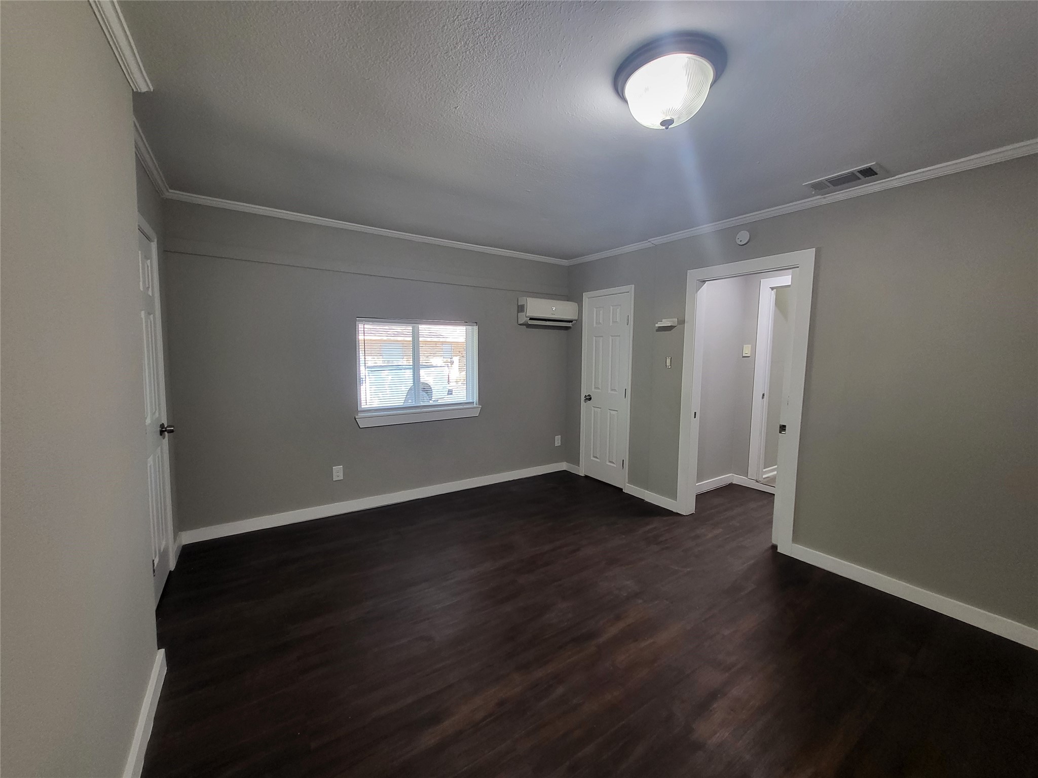 1503 E Wells Avenue Sherman TX 75090