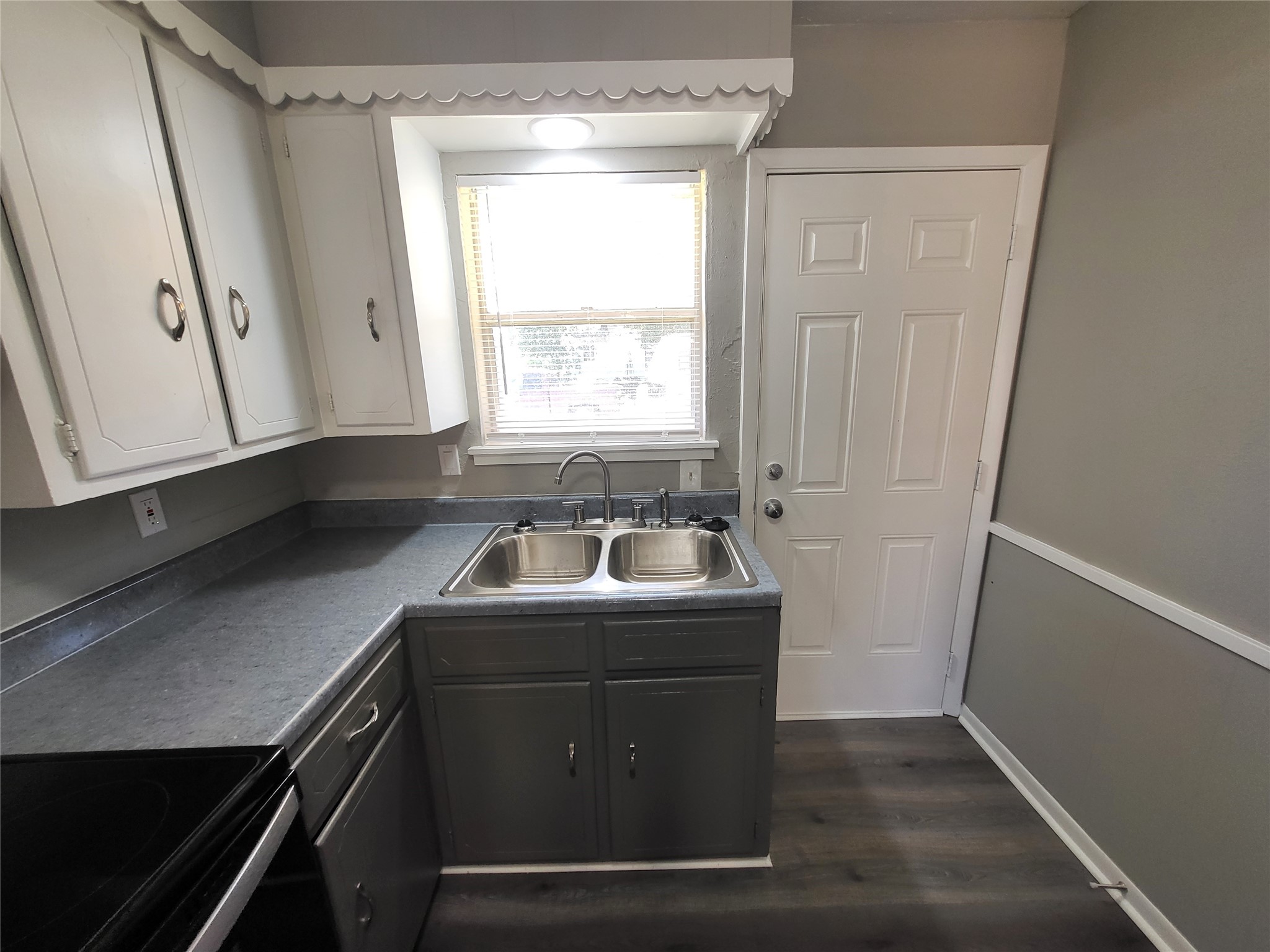 1503 E Wells Avenue Sherman TX 75090