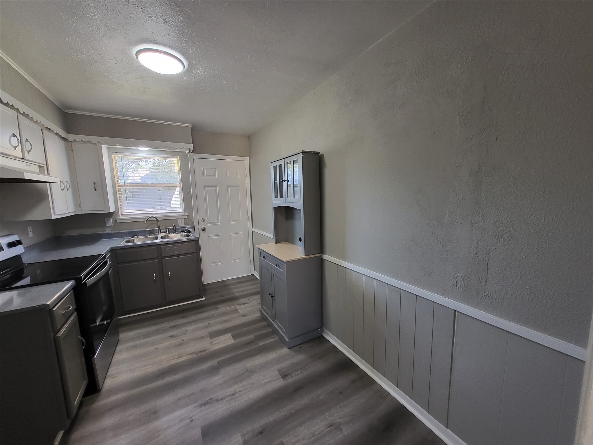 1503 E Wells Avenue Sherman TX 75090