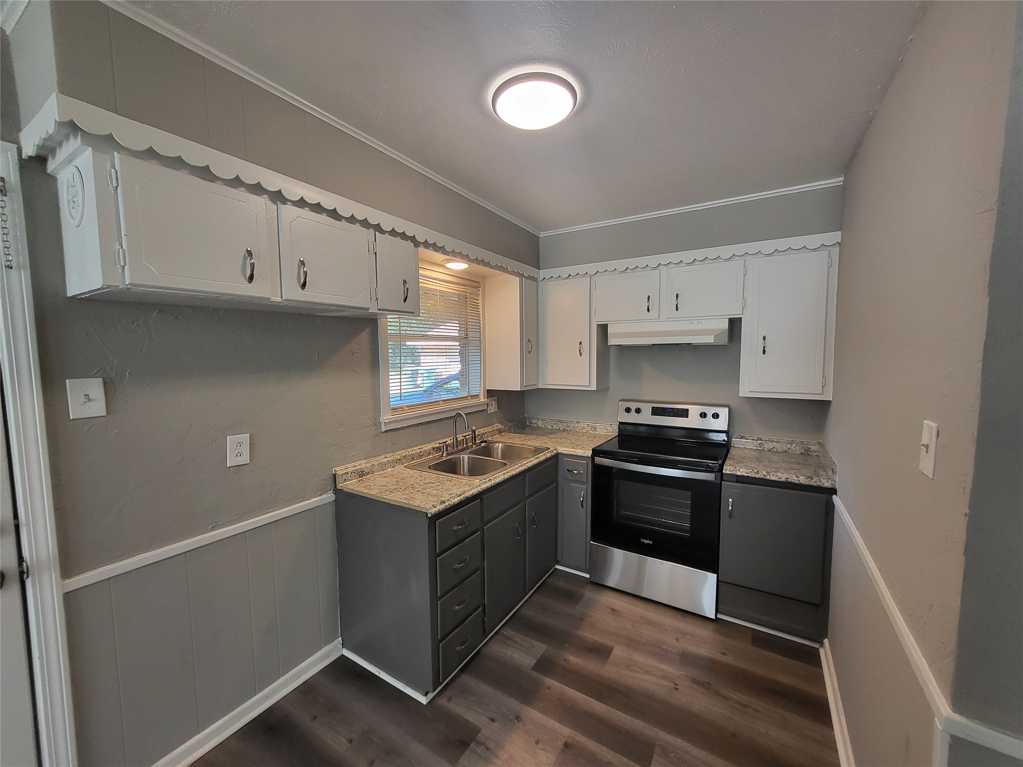 1503 E Wells Avenue Sherman TX 75090