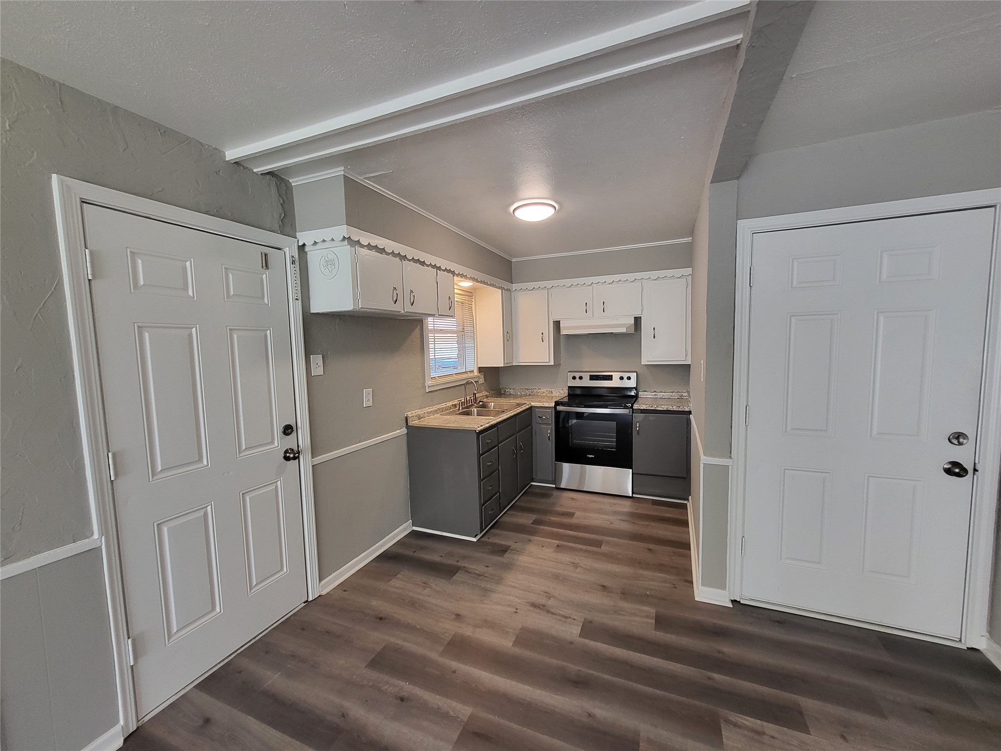 1503 E Wells Avenue Sherman TX 75090