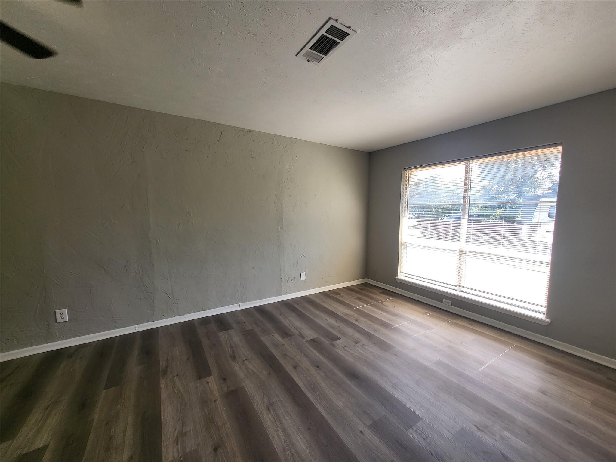 1503 E Wells Avenue Sherman TX 75090