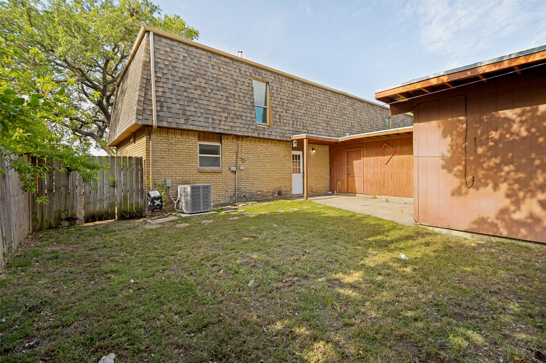 7921-7923 Habersham Lane Dallas TX 75248
