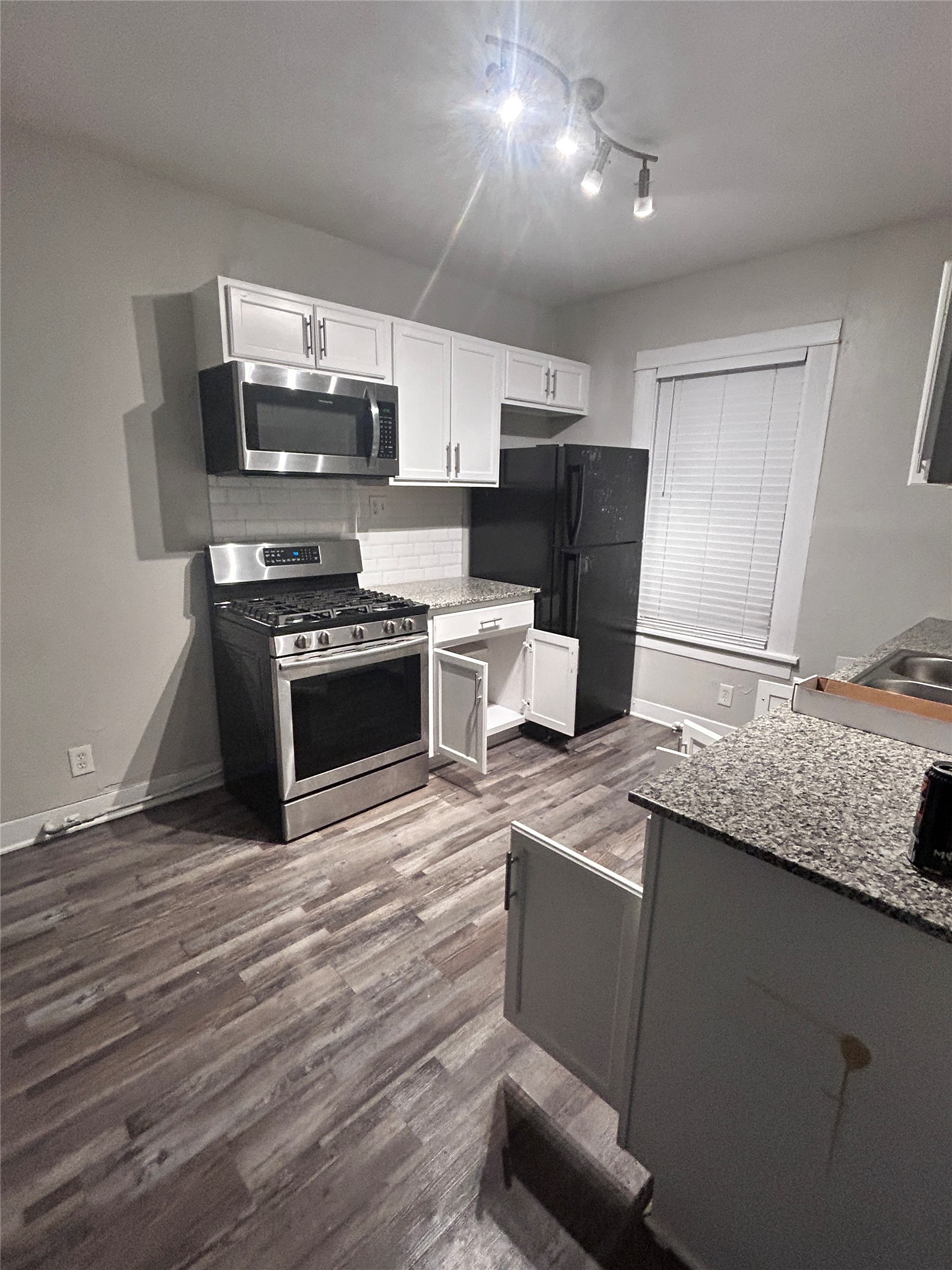 301 W Leuda Street Fort Worth TX 76104