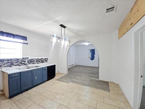 1209 15th Place Fort Worth TX 76164