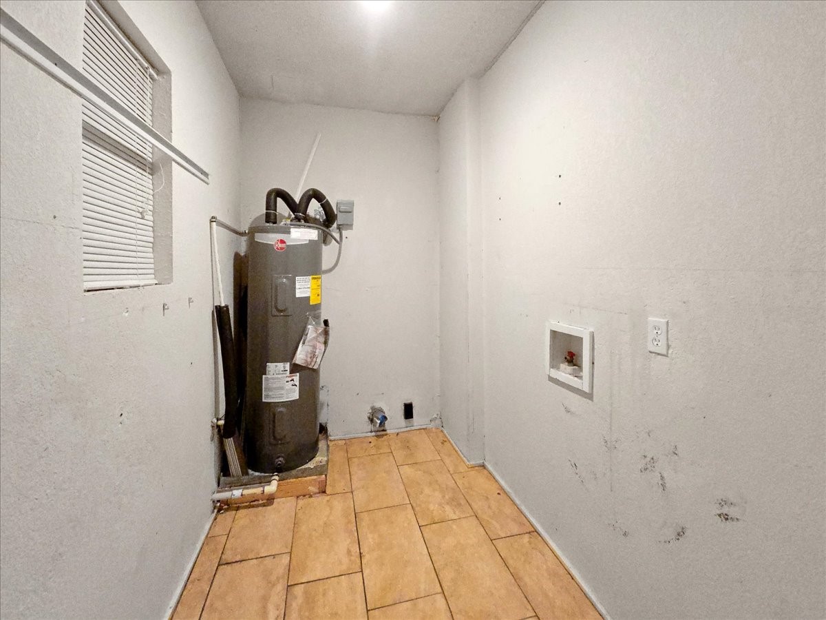 1209 15th Place Fort Worth TX 76164