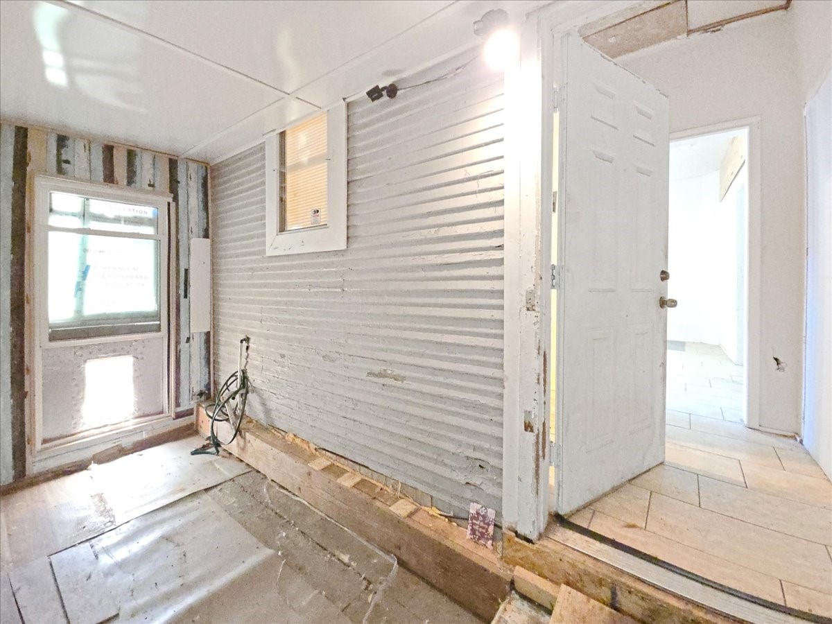 1209 15th Place Fort Worth TX 76164