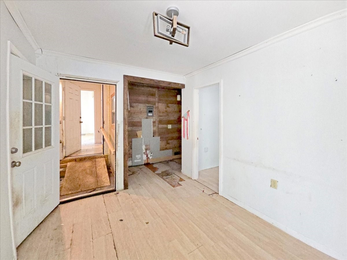 1209 15th Place Fort Worth TX 76164
