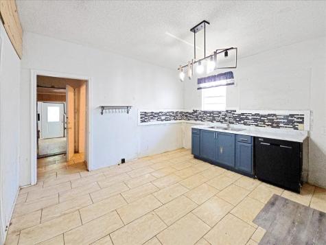 1209 15th Place Fort Worth TX 76164