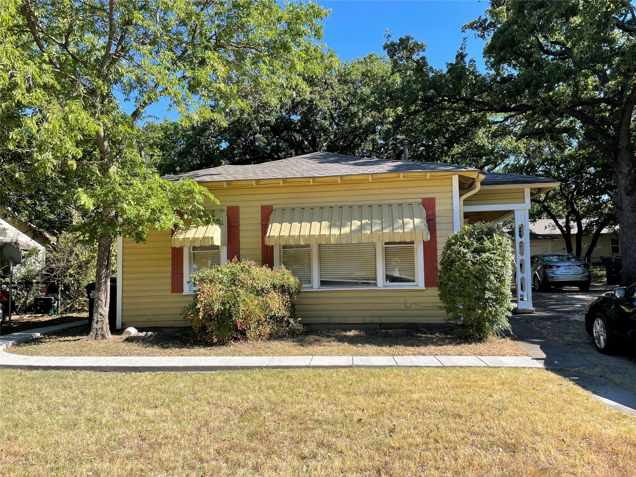 1303 Fannin Street Denton TX 76201