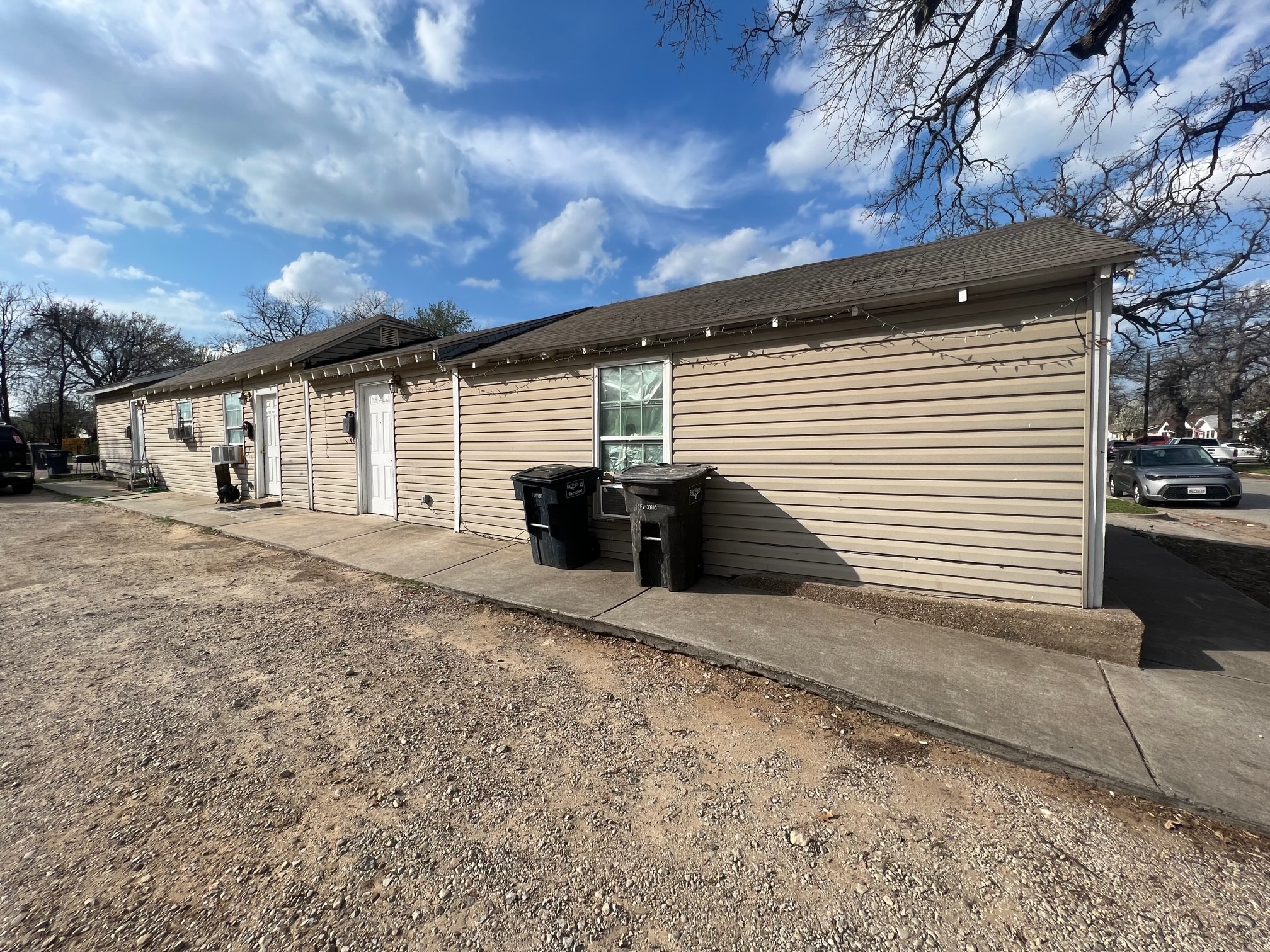 1019 N Chandler Drive Fort Worth TX 76111