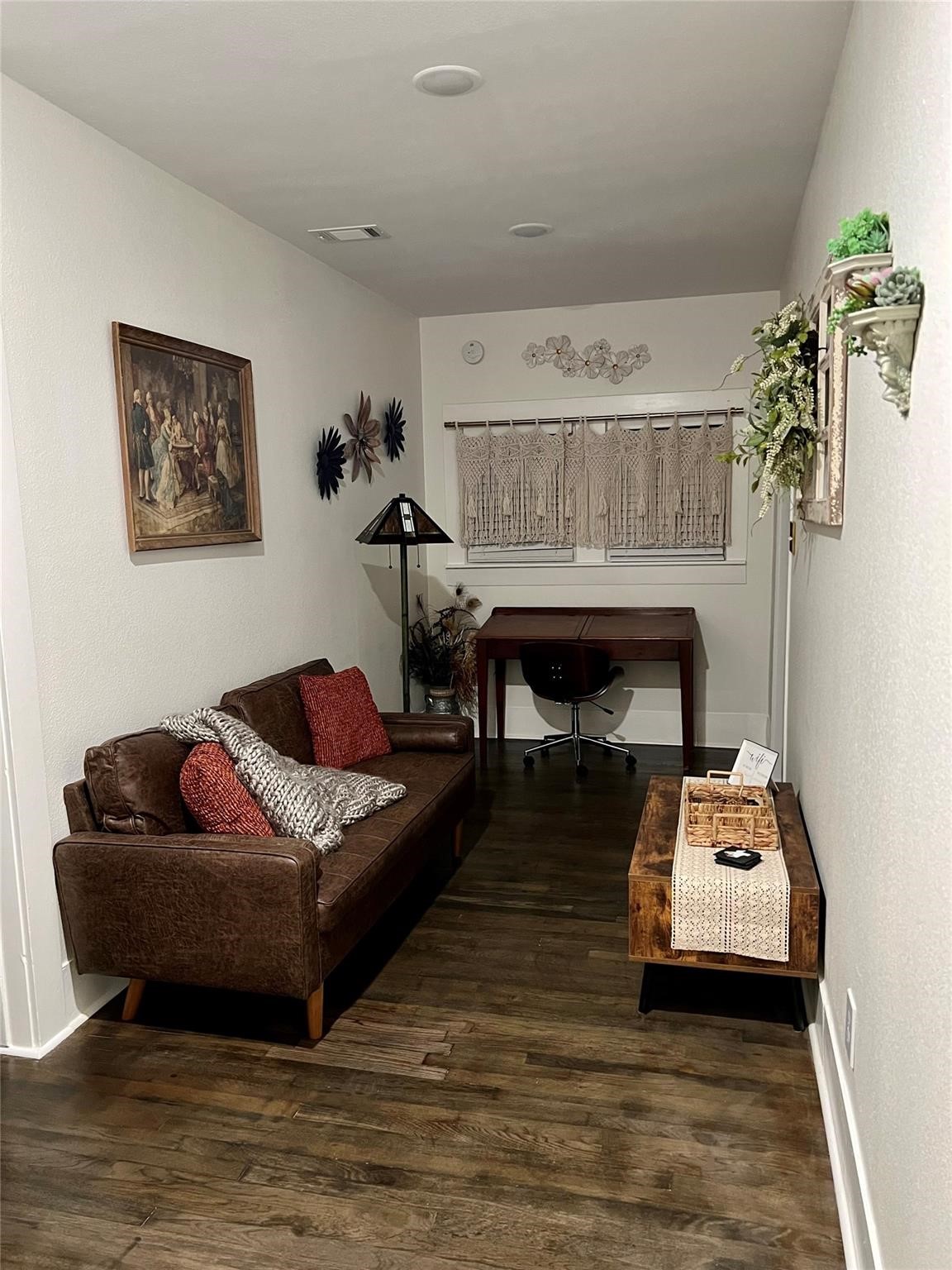 506 W Baylor Street Ennis TX 75119