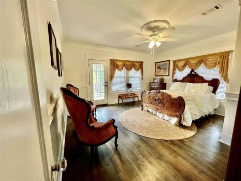 506 W Baylor Street Ennis TX 75119