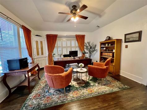 506 W Baylor Street Ennis TX 75119