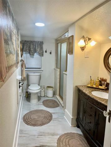 506 W Baylor Street Ennis TX 75119