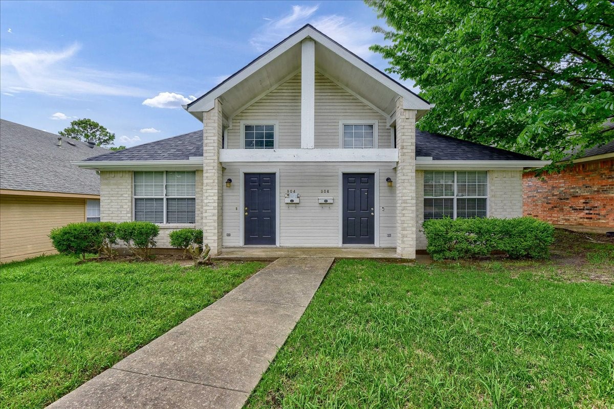 904-906 W Houston Street Sherman TX 75092