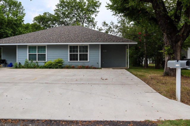816 W 8th Street Bonham TX 75418