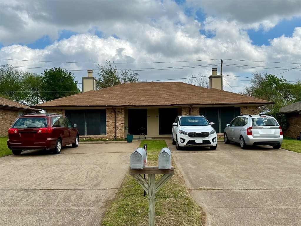 501 Claire Court Arlington TX 76012