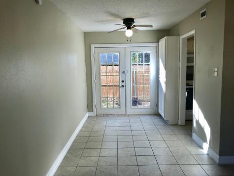 210 Austin Street Grapevine TX 76051