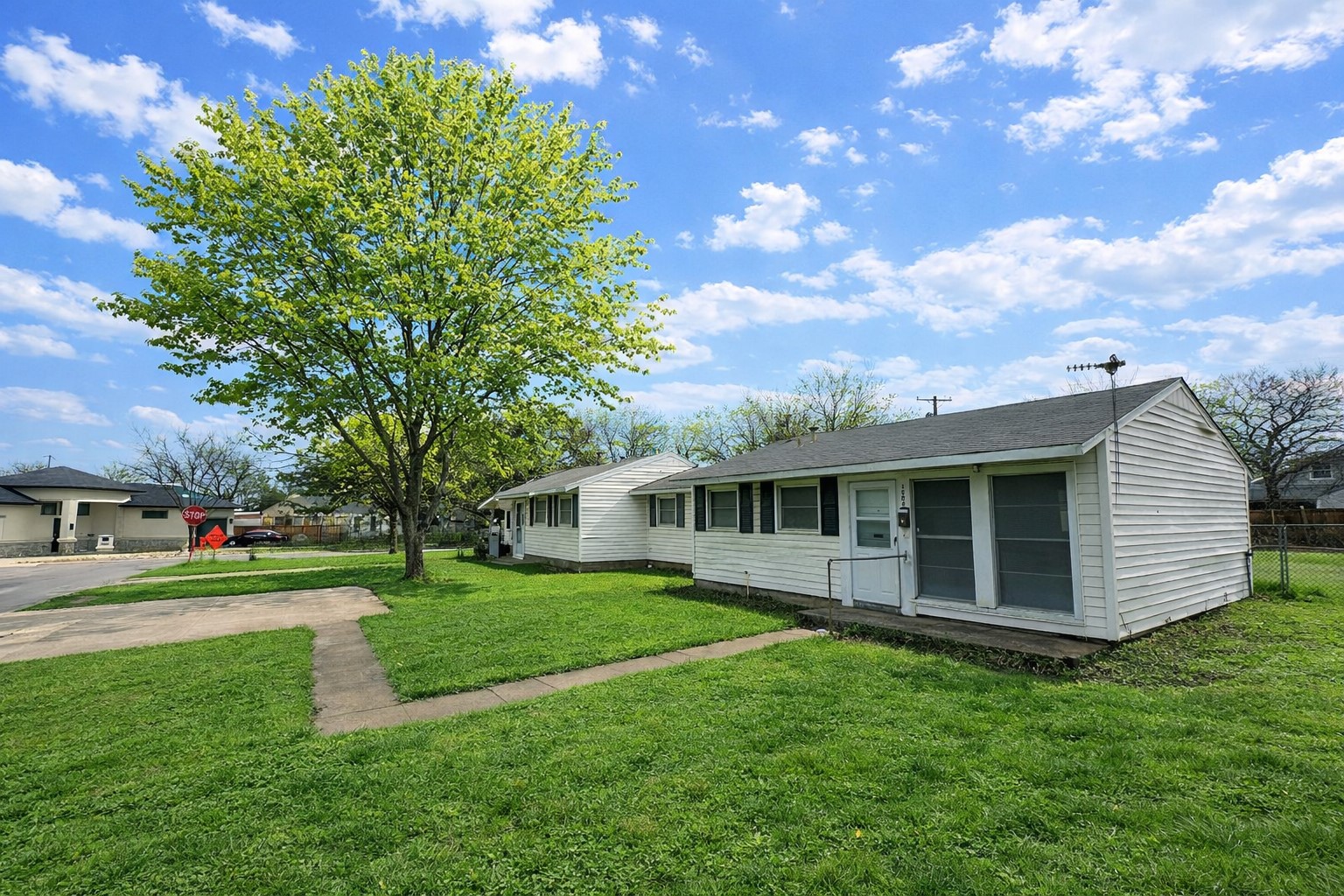 3902 Orlando Court Dallas TX 75211