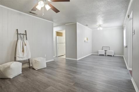 3215 Las Vegas Trail Fort Worth TX 76116