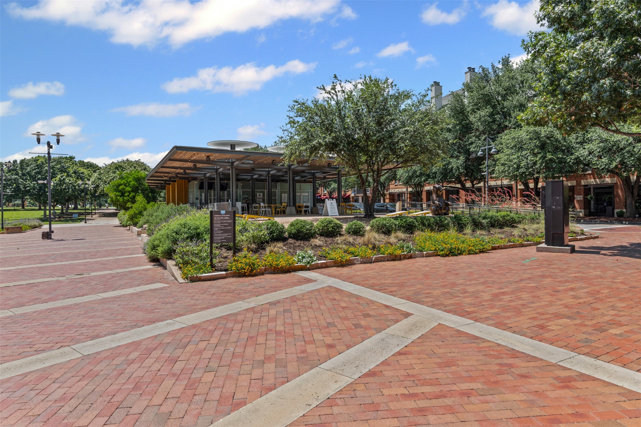 15759 Seabolt Place Addison TX 75001