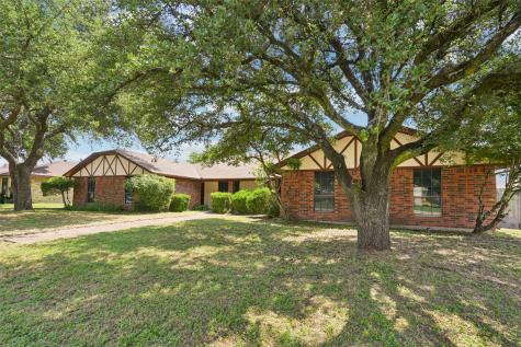 338 S Stewart Avenue Lancaster TX 75146