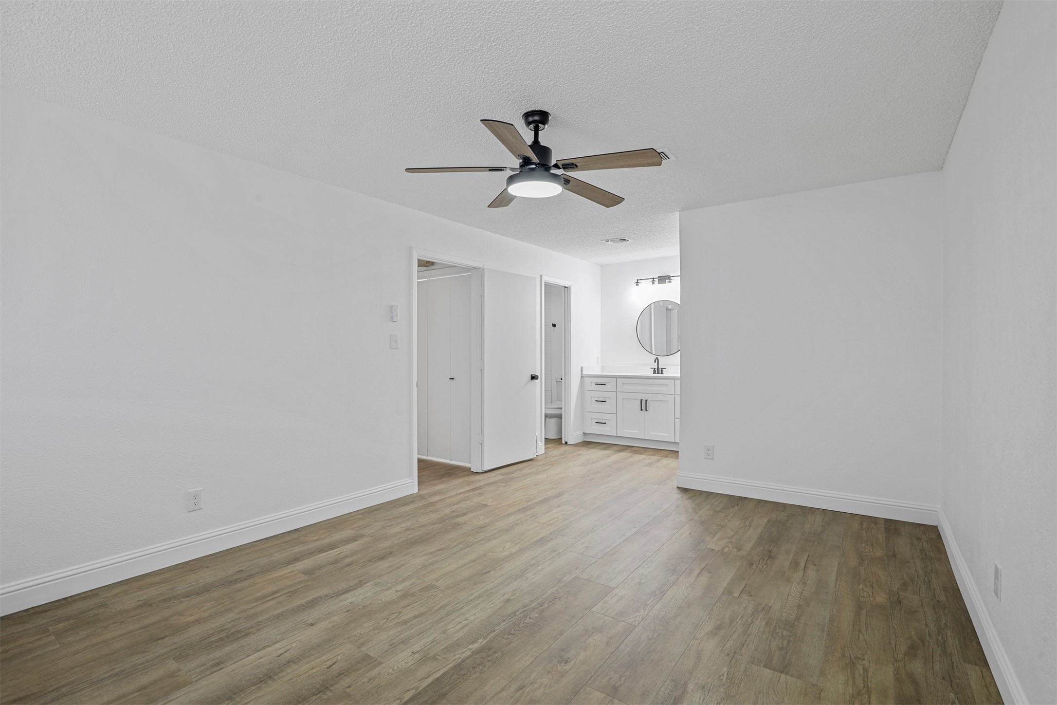 3522 Shady Valley Drive Pantego TX 76013