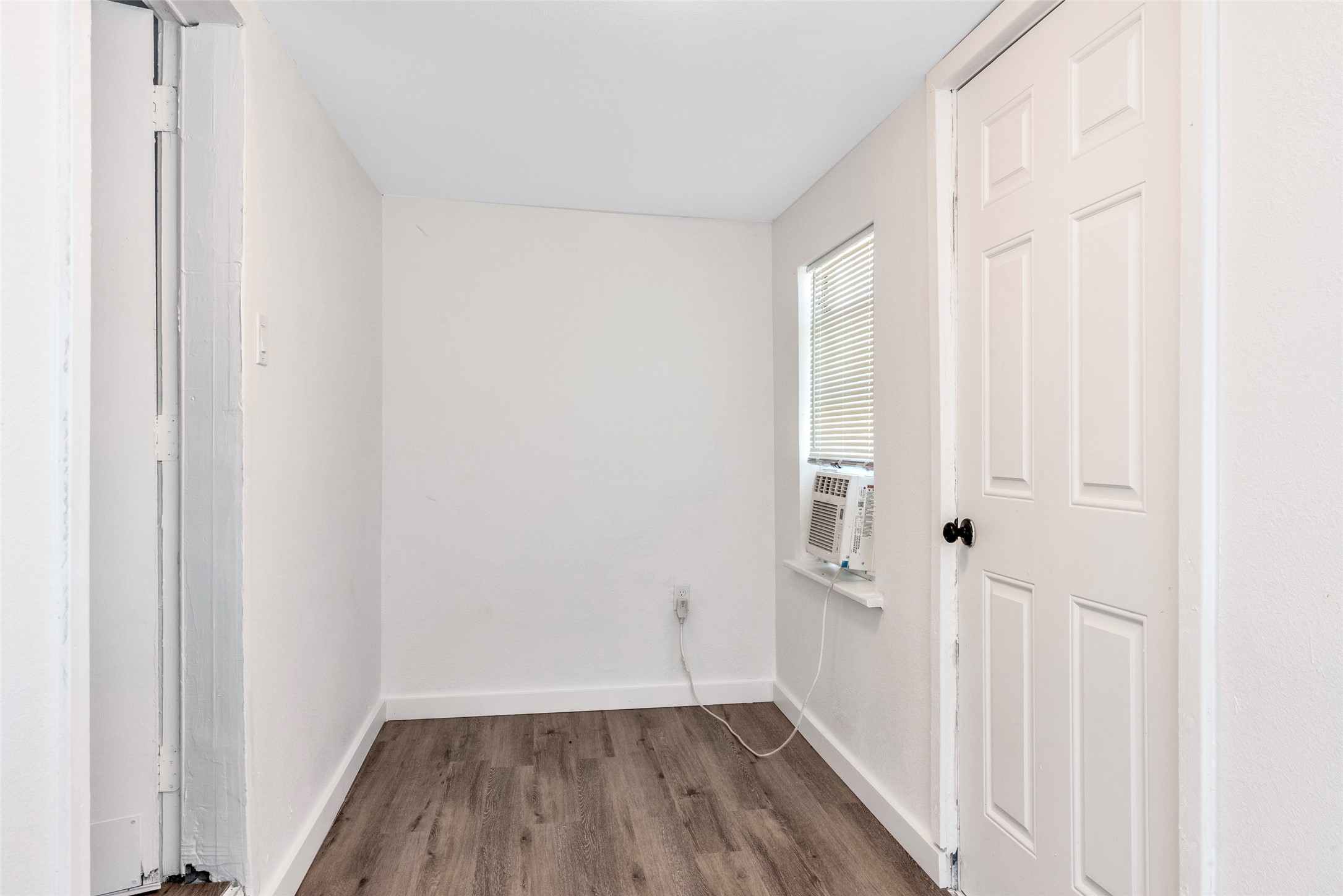 107 E 11th Kemp TX 75143