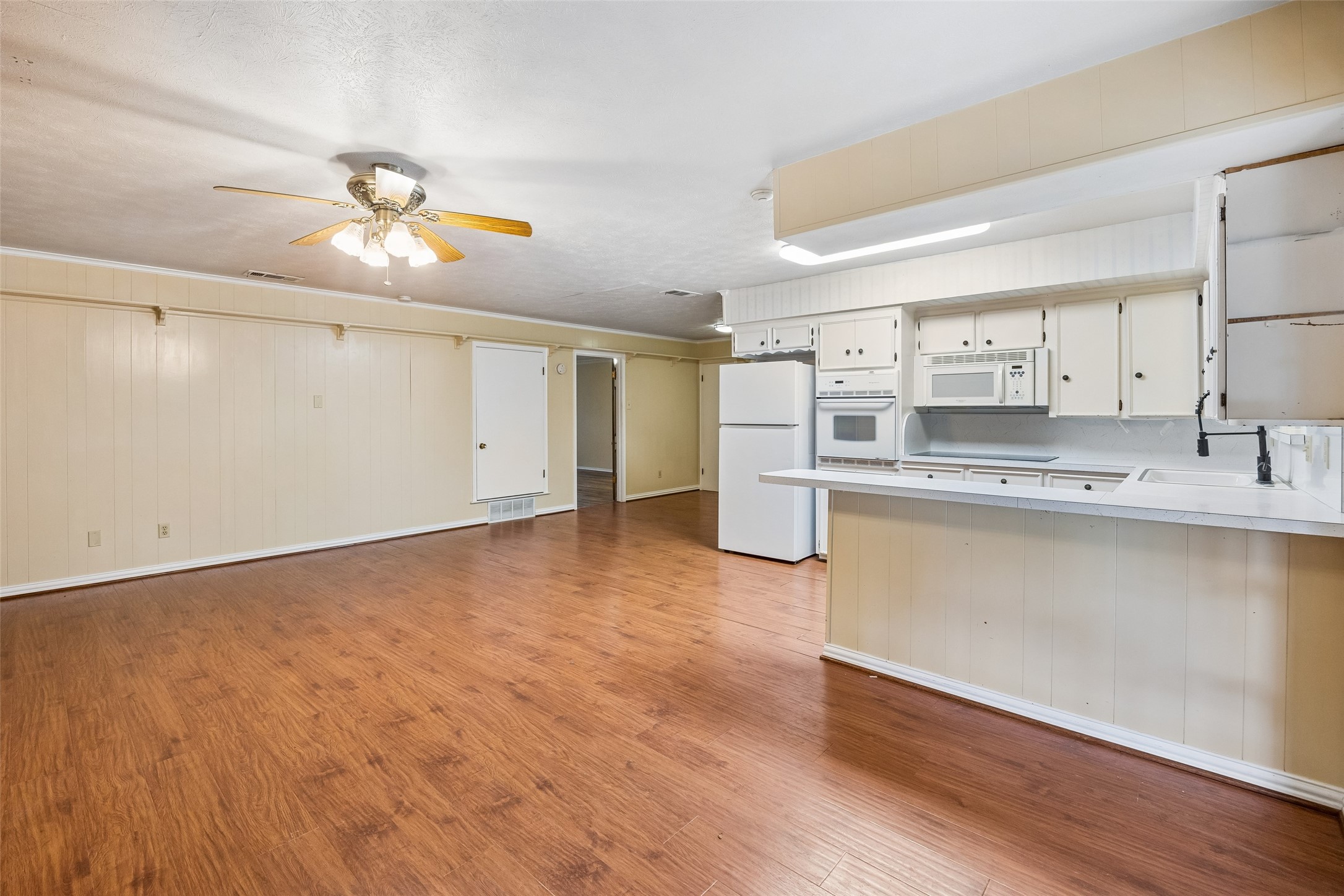 6241 Rincon Way Dallas TX 75214