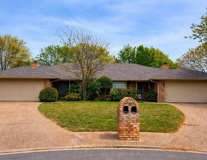 1500 Sharron Court Cleburne TX 76033