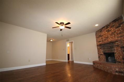 7324 NE Loop 820 North Richland Hills TX 76180